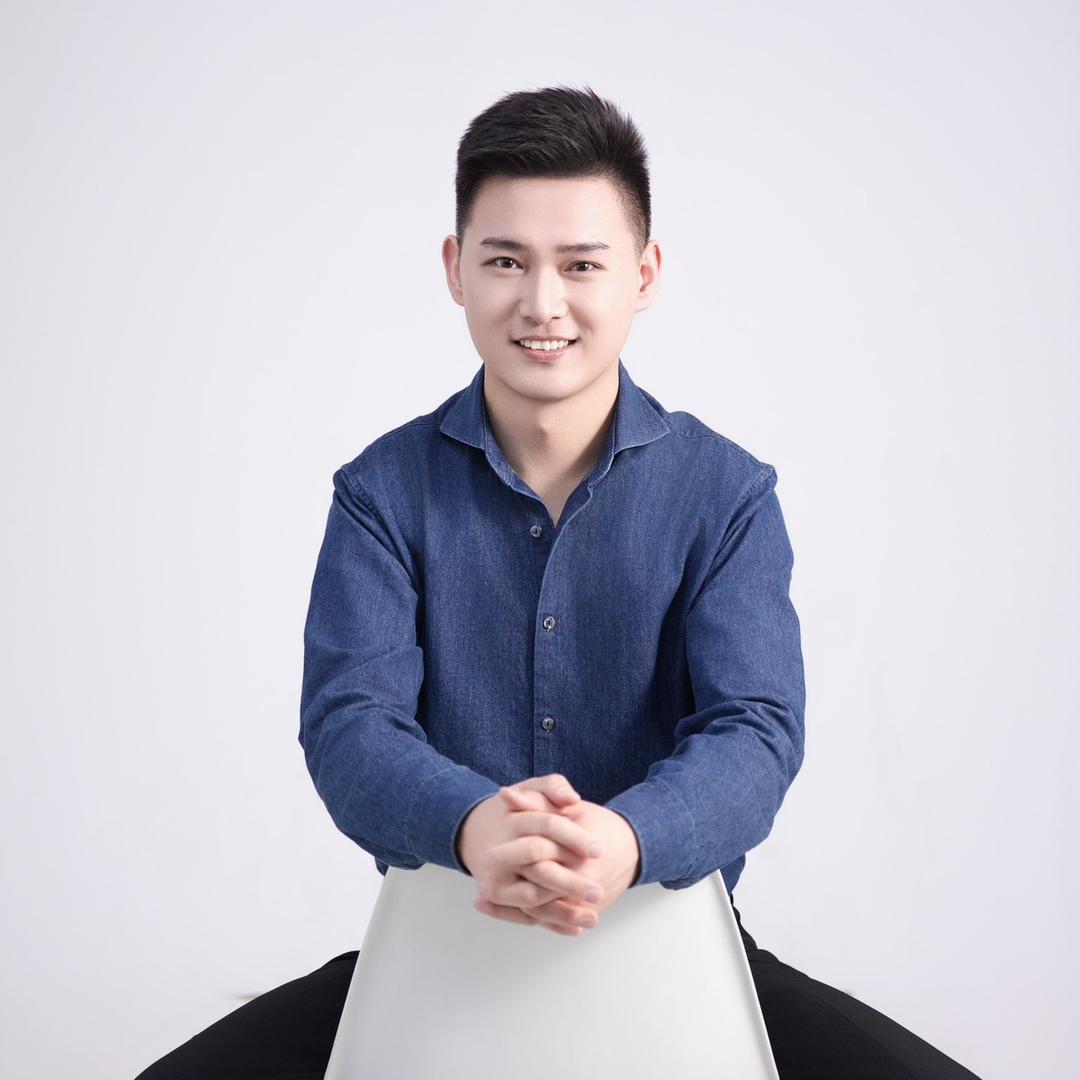 小伟W