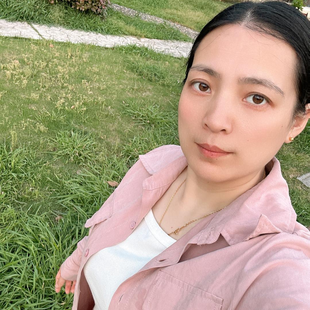 芳草依人