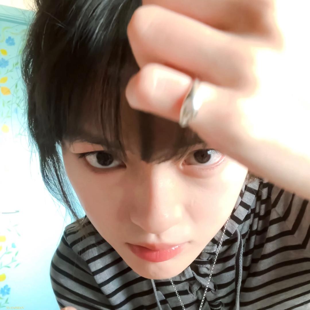林倦.