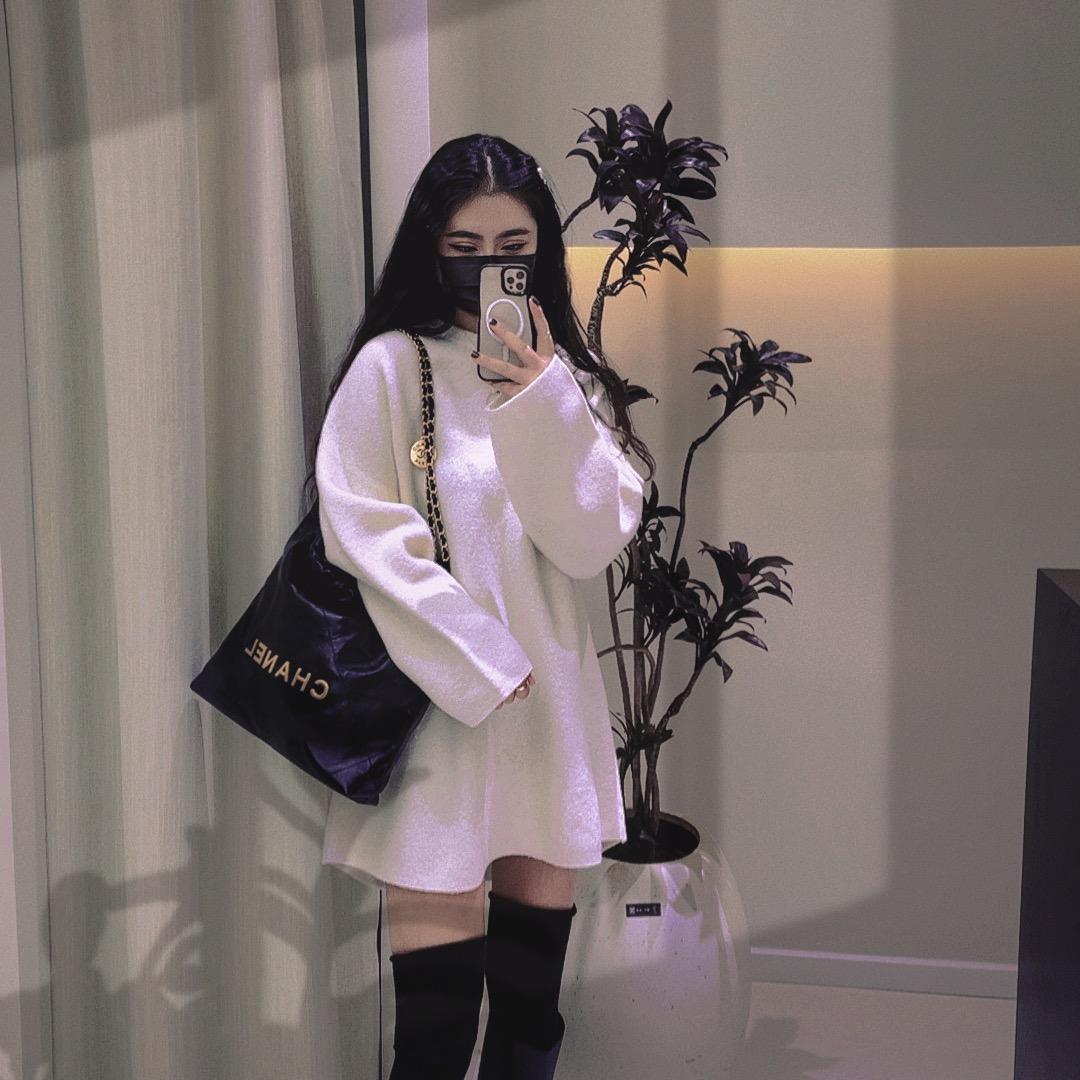 ʟ̆̈ᴜ̆̈ᴄ̆̈ᴋ̆̈ʏ̆̈🧡