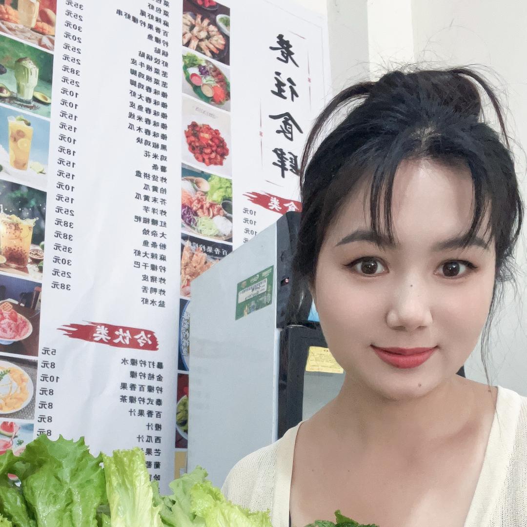 城子巷（xiang）往食肆