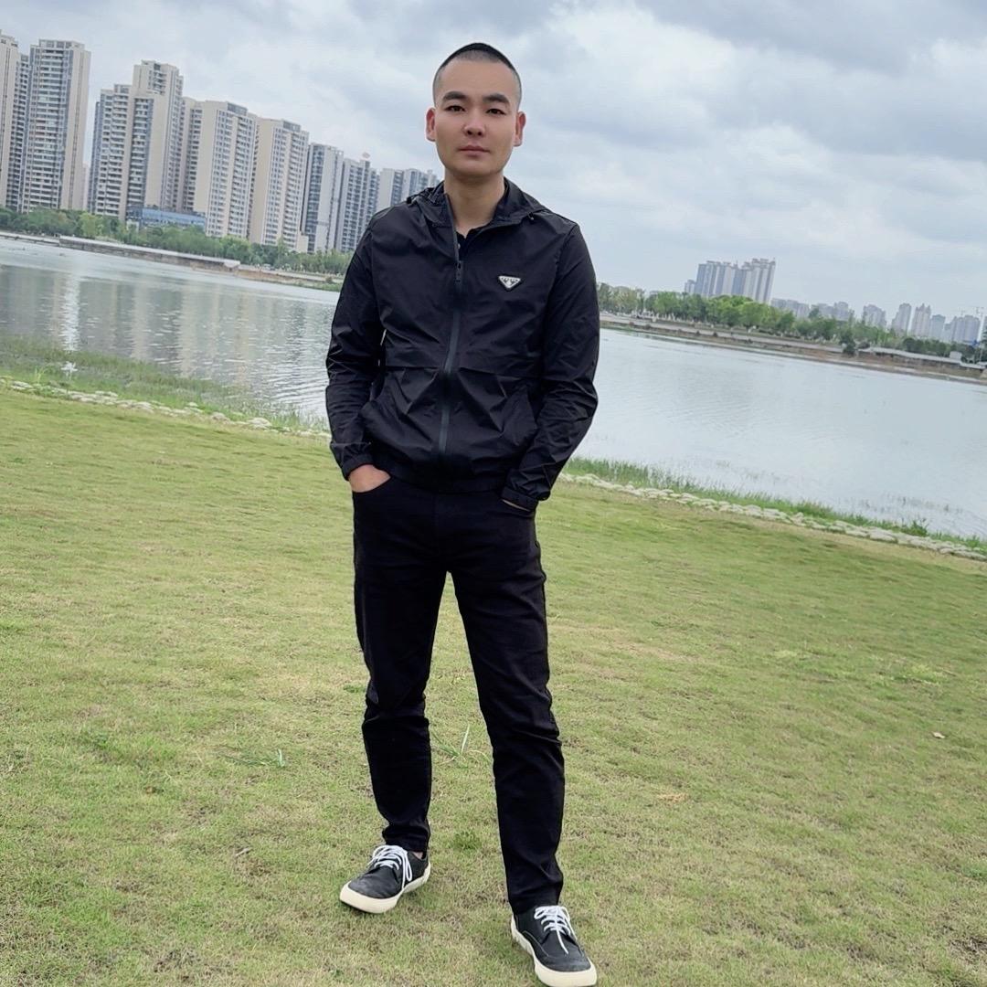 德阳鼎宏圆钢批发 王
