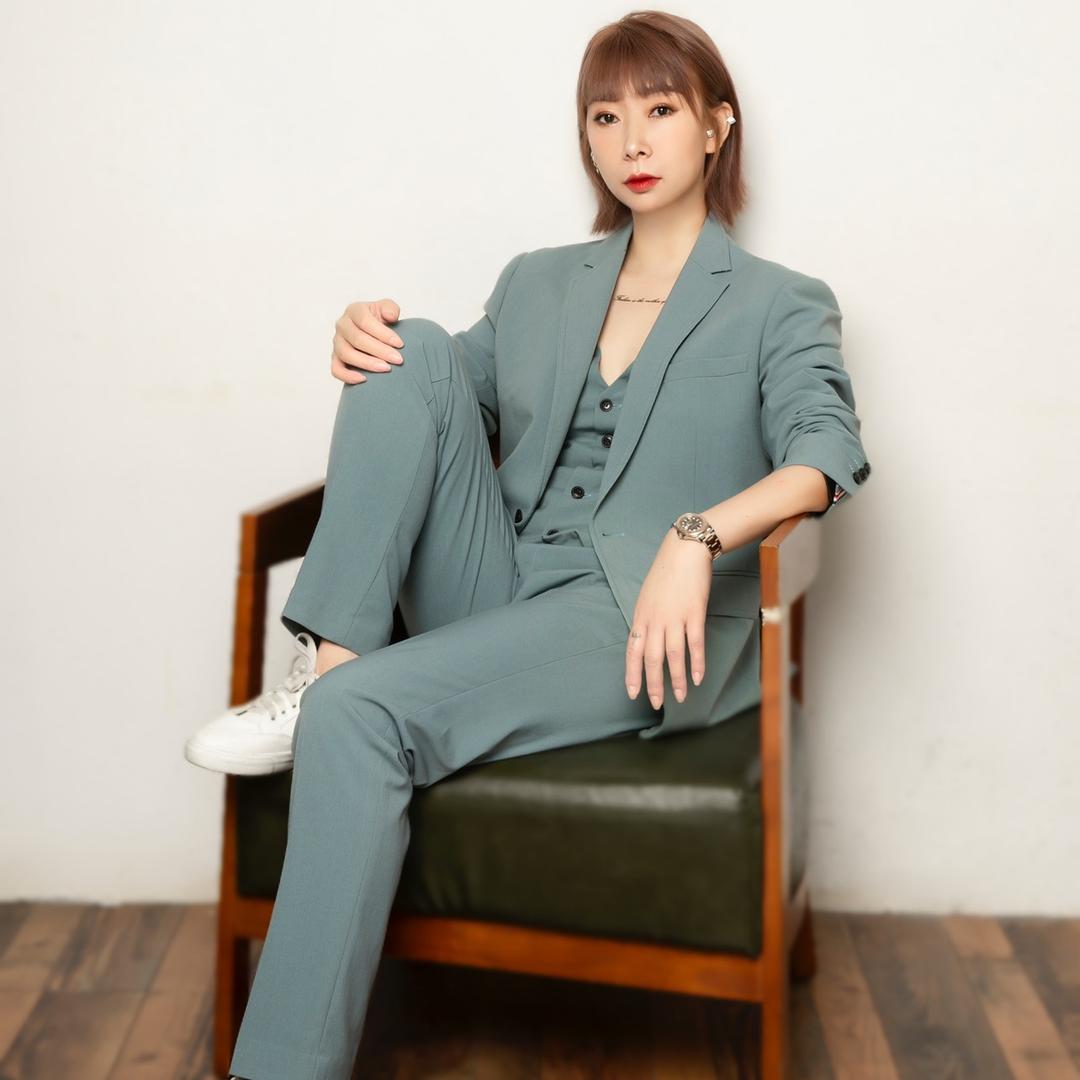 张家港市杨舍西城我俩的店彩妆店