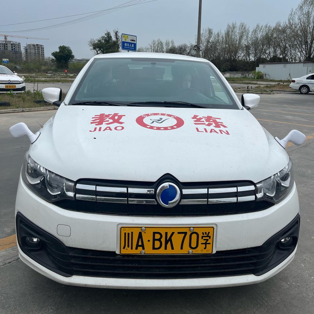 驾校小朱教练