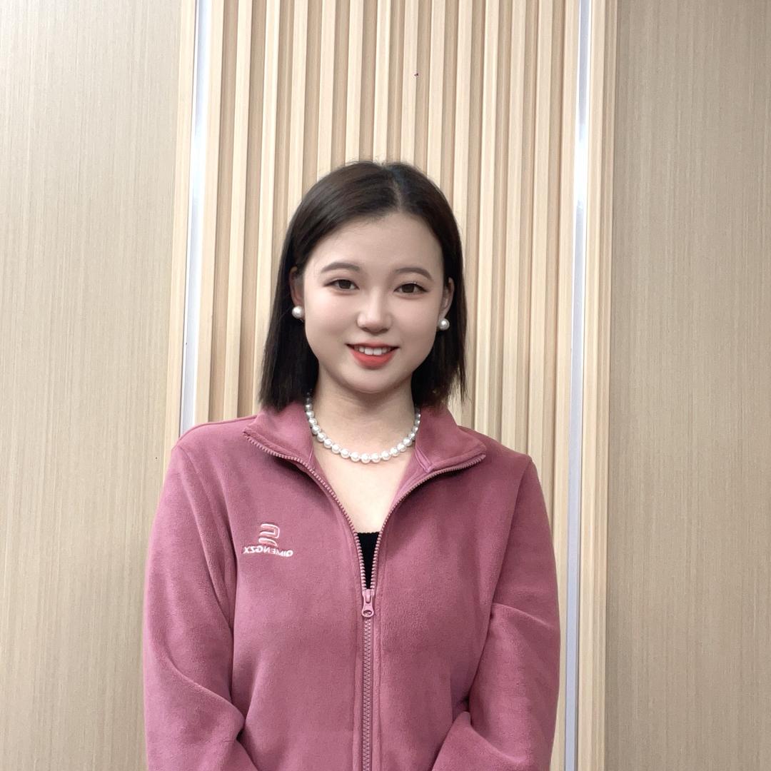 梓墨菡服装商行