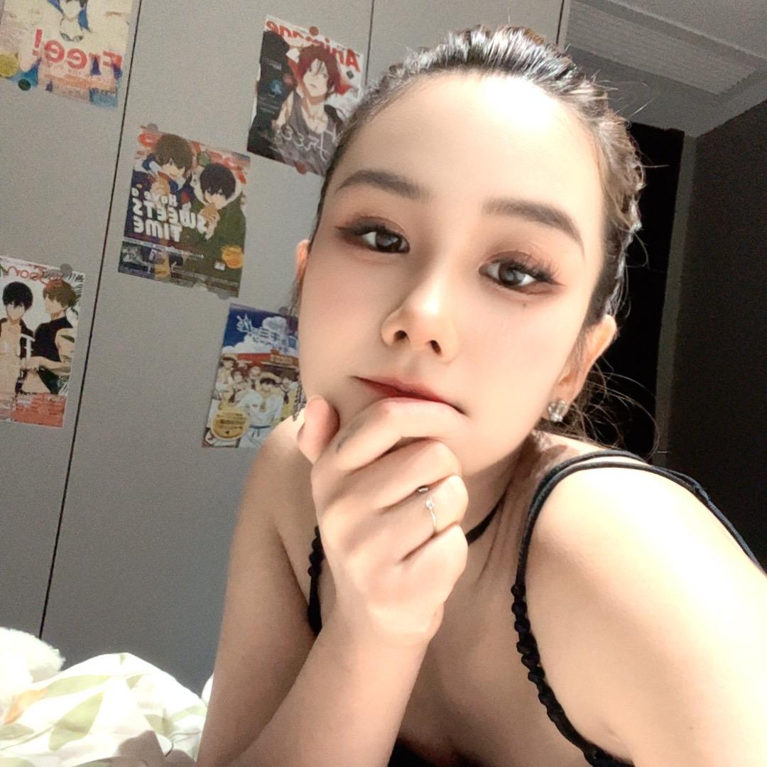 🌻七七🌻