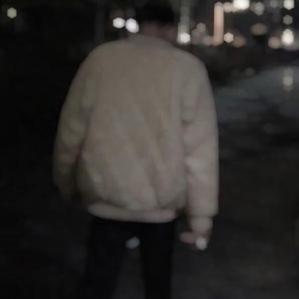 不混社会⚜️