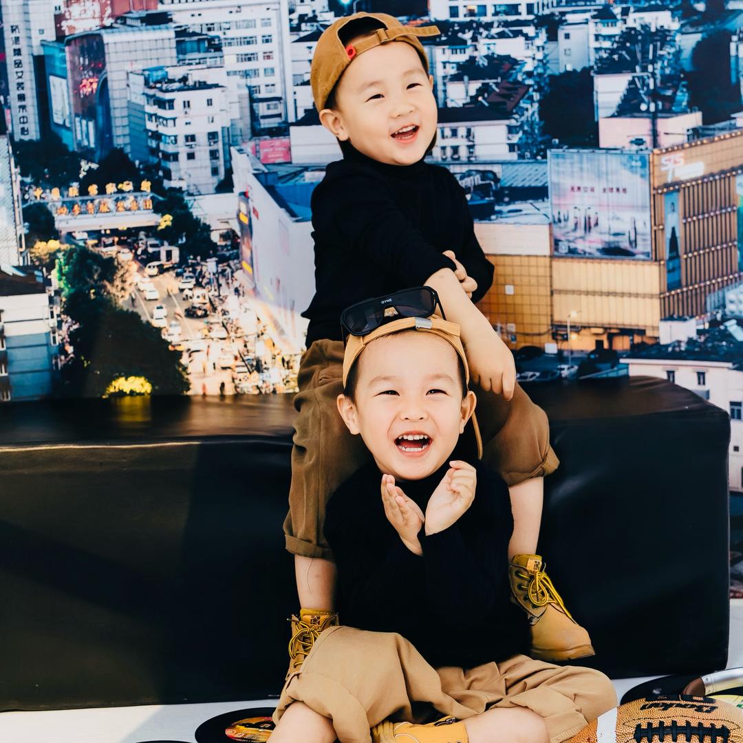 两个小捣包在长大👶👶