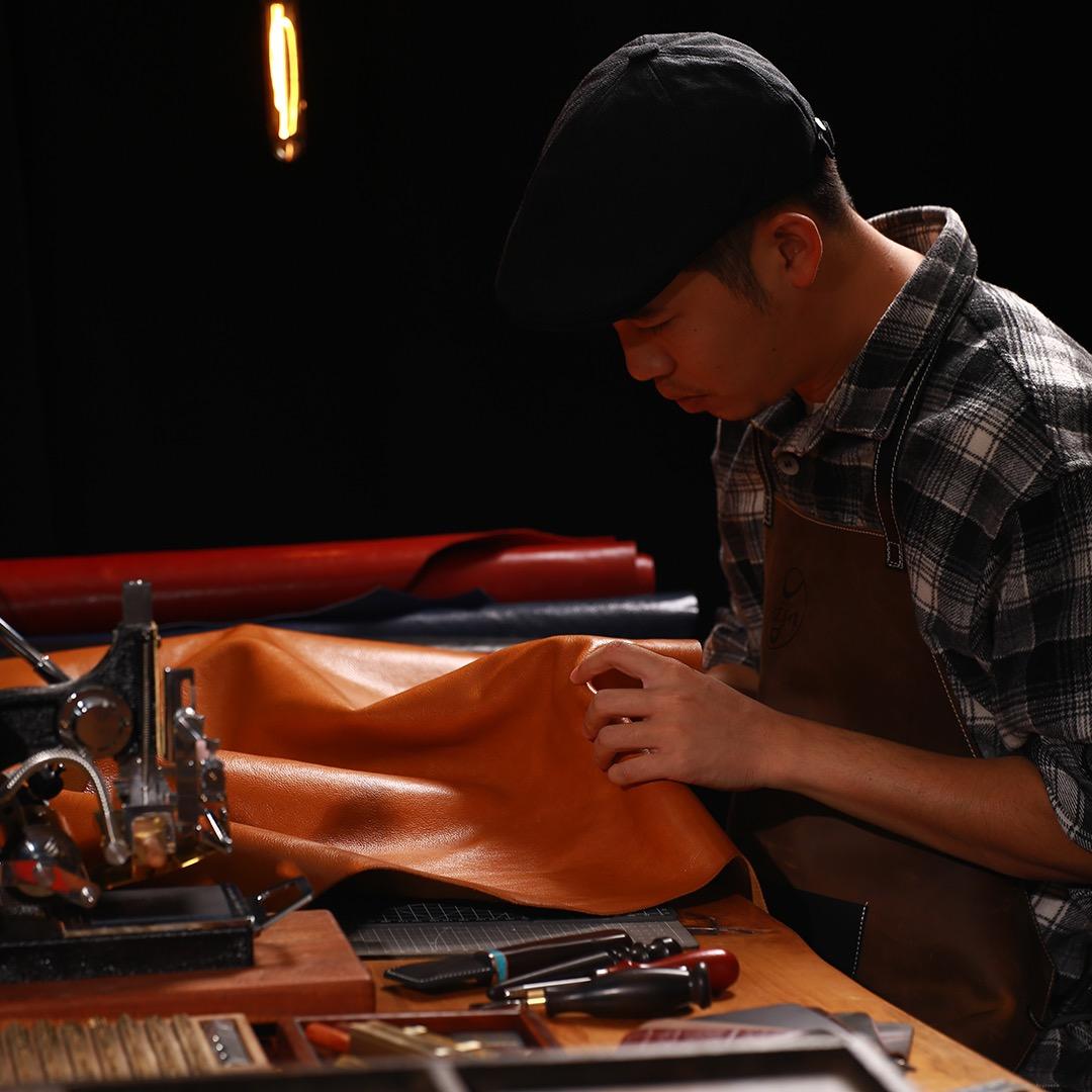 怀音广州车幕界传媒有限公司汽车用品专卖店