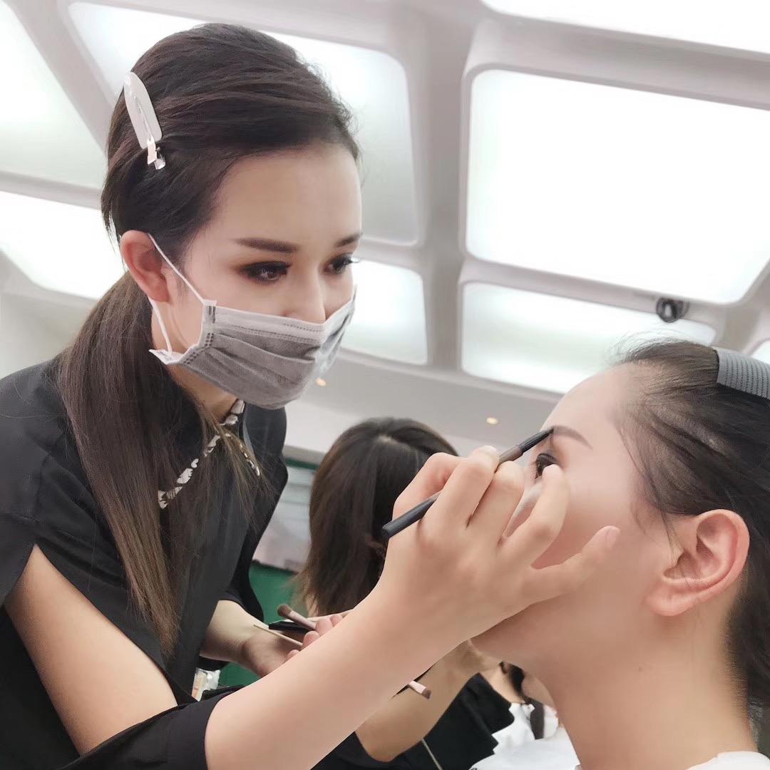 Sally小馨