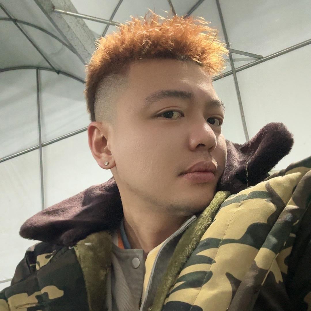 波哥不想卖花