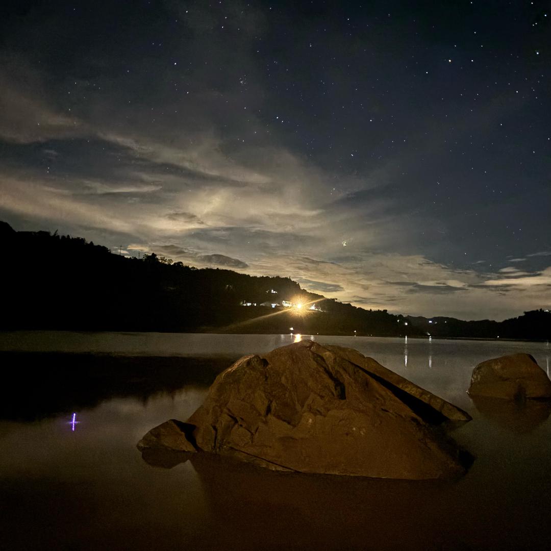你可以 平凡 但不能 平庸
