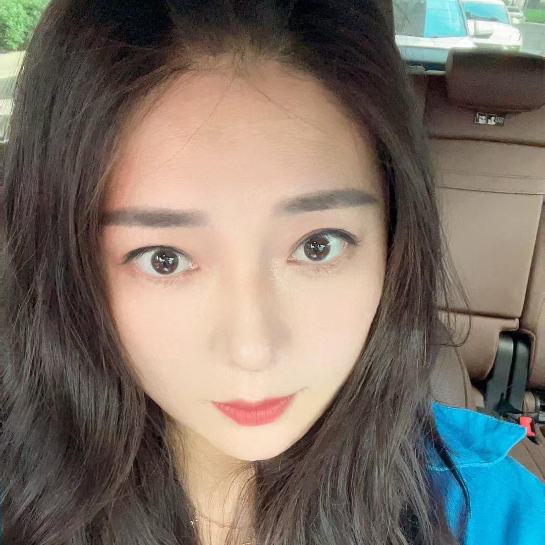 刘美伊