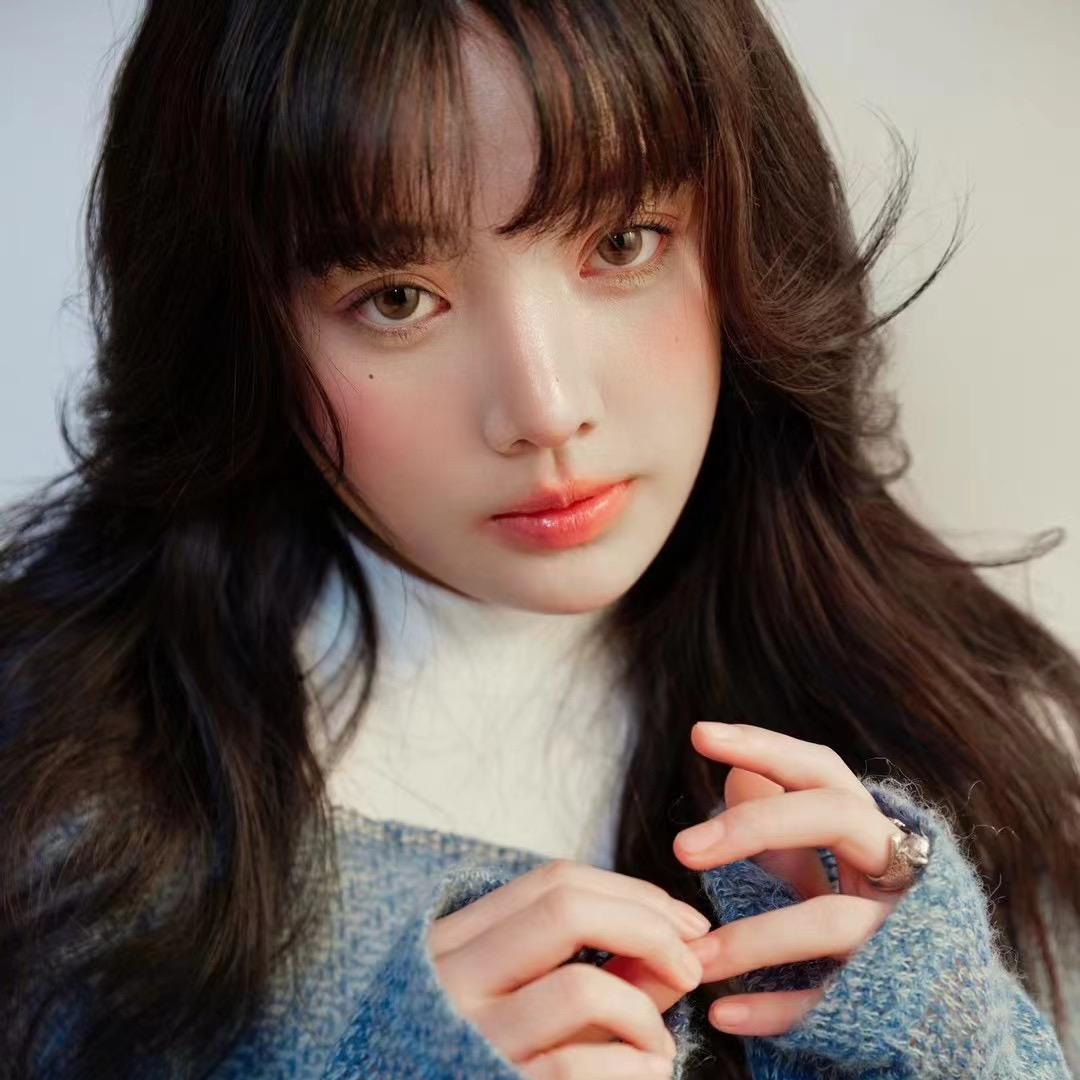 G.E.M.