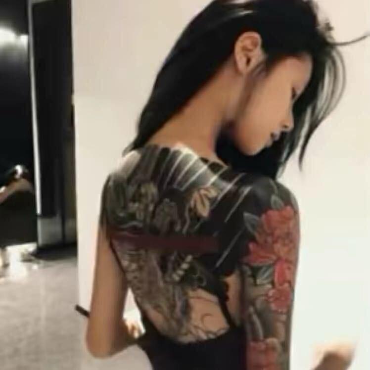 妈妈.