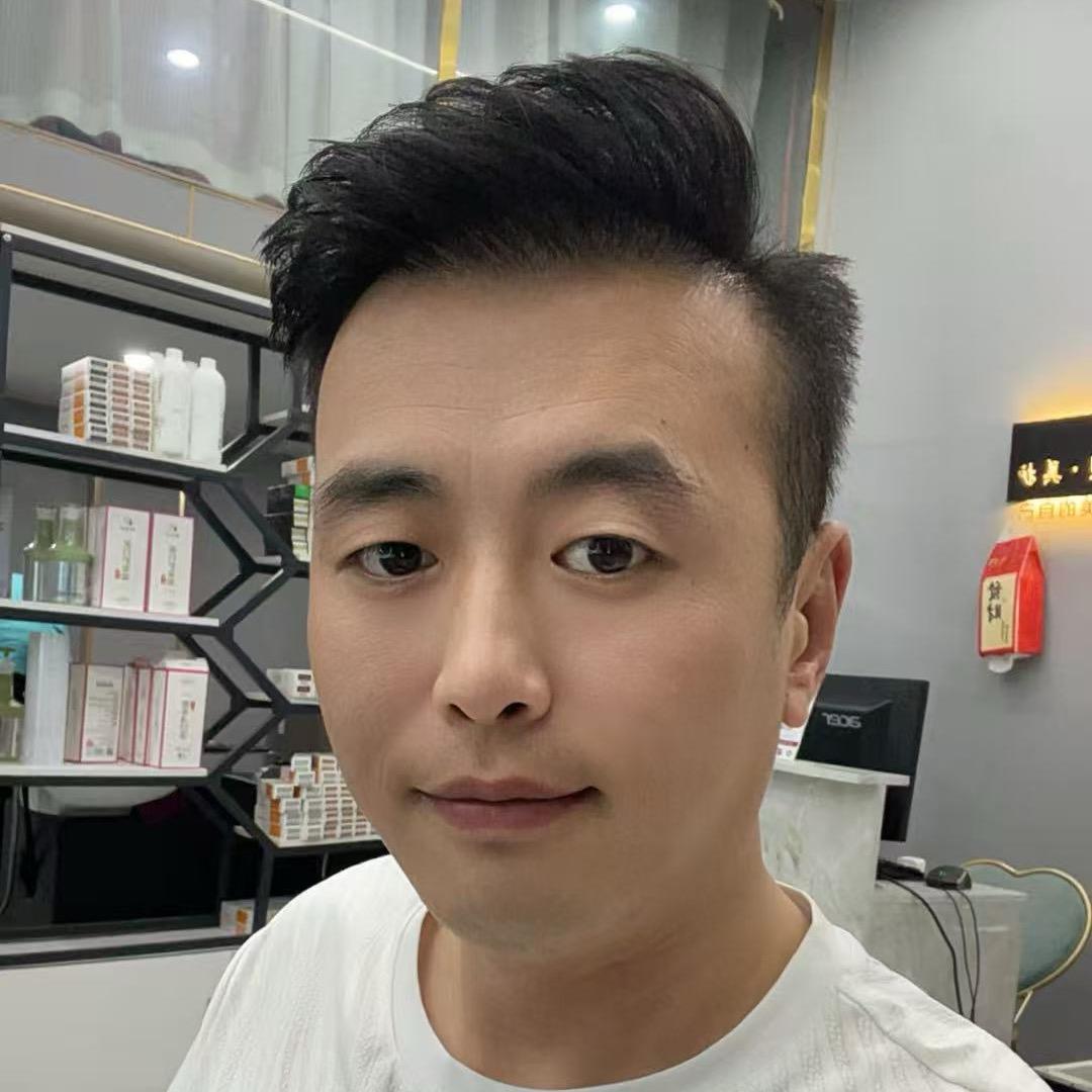 梓阳（单身大叔）