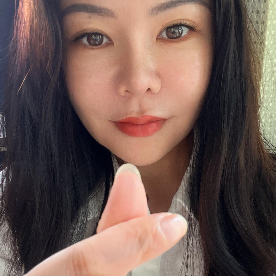 胡小莉（怦然心动 女装，童装招加盟）