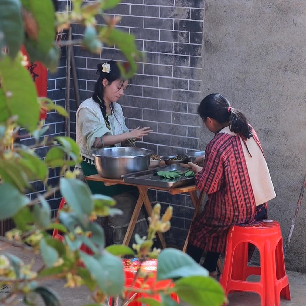 饭小暖