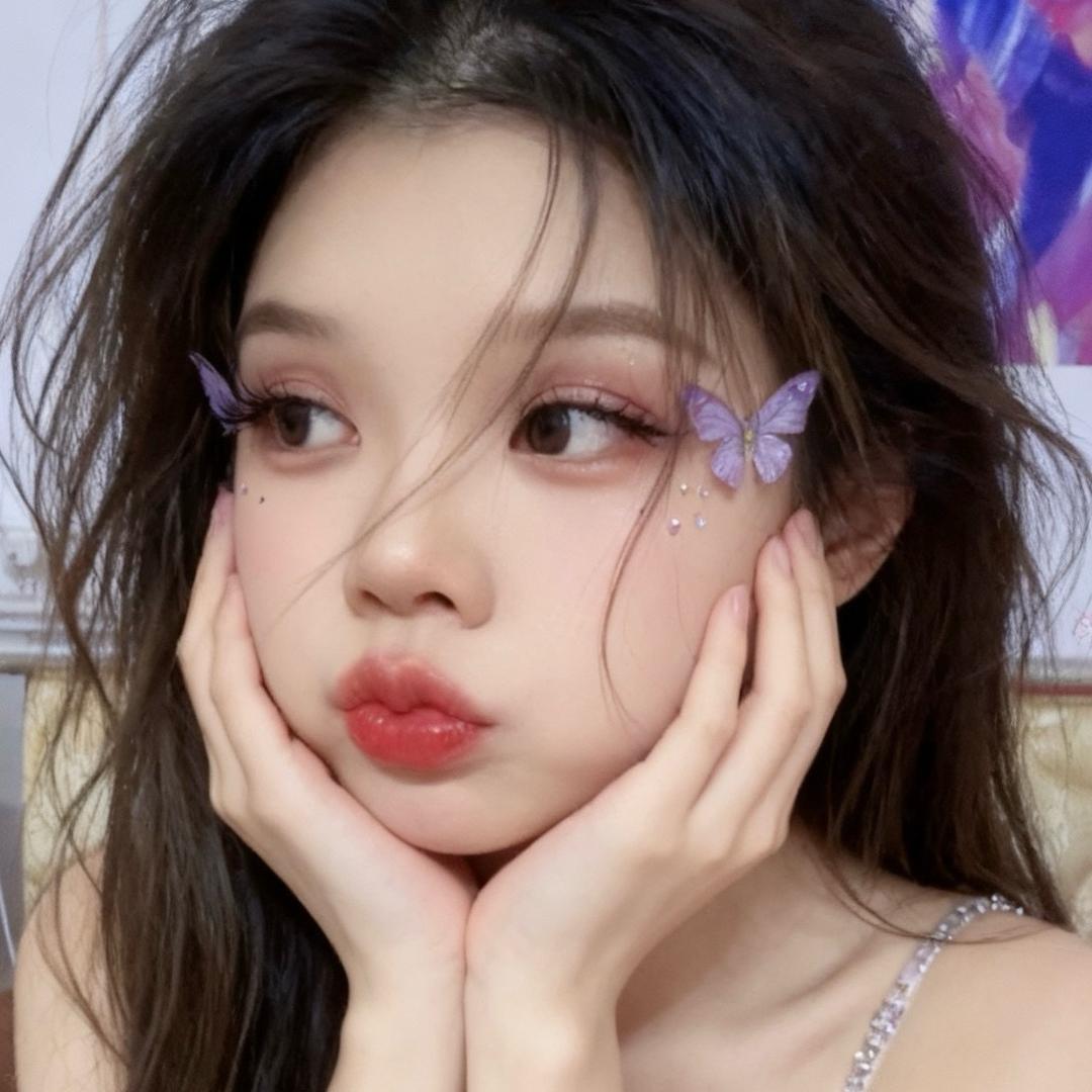 💋