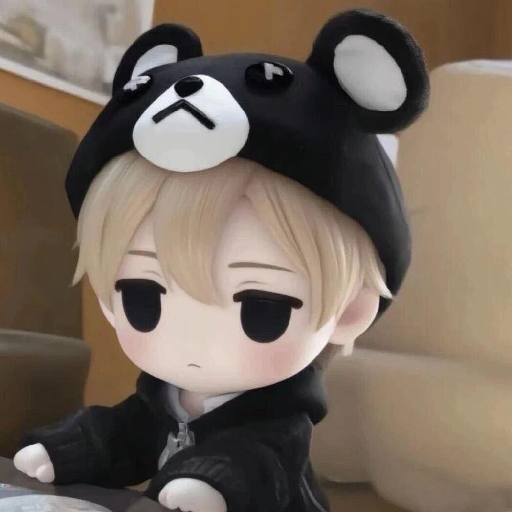 i ㅤ