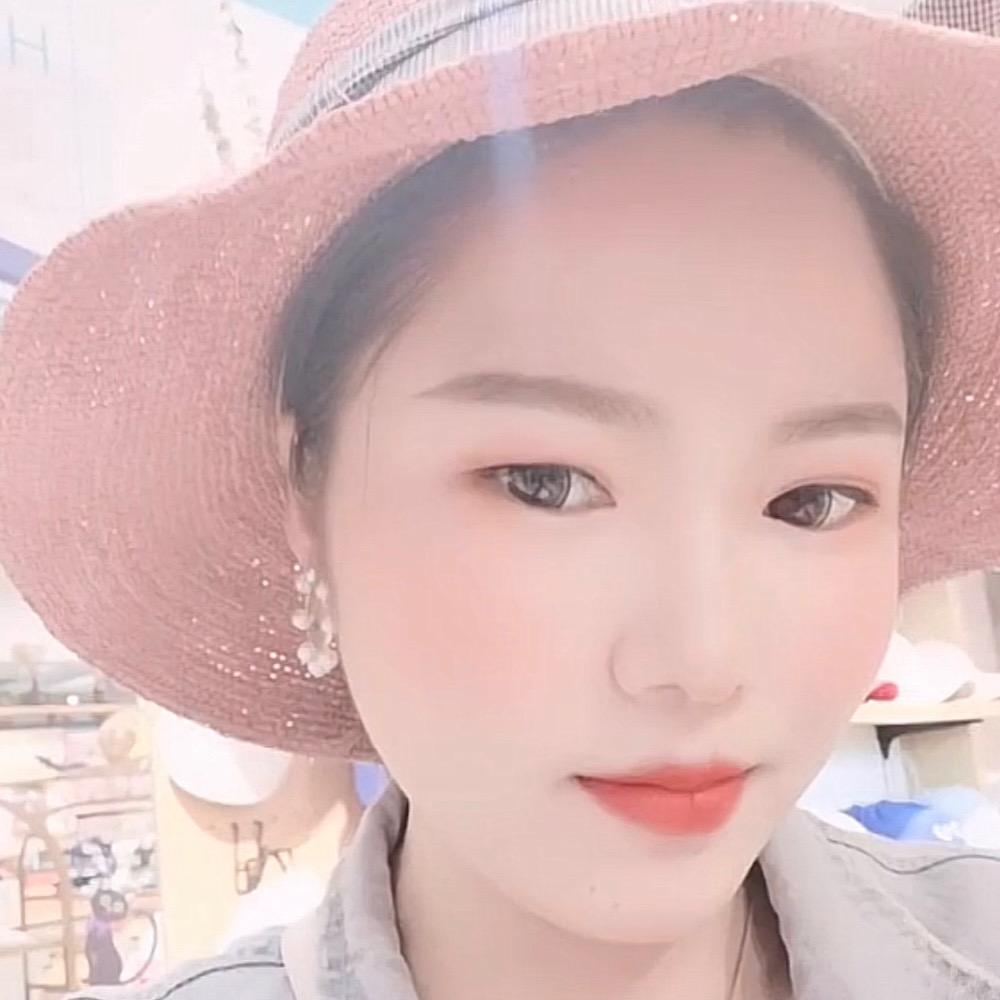 平舆县涂媄初凡美容瘦身美甲店