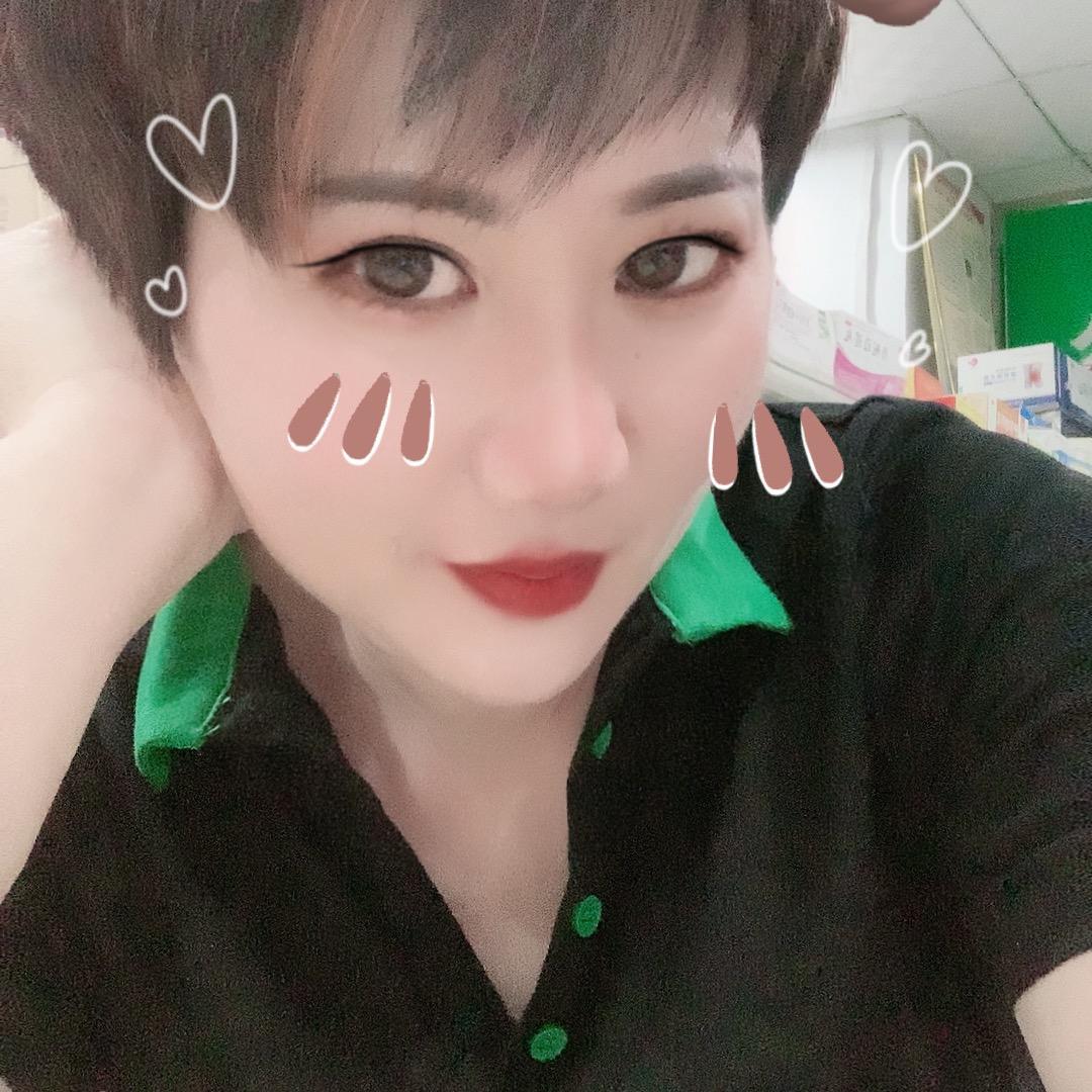 带刺的玫瑰。