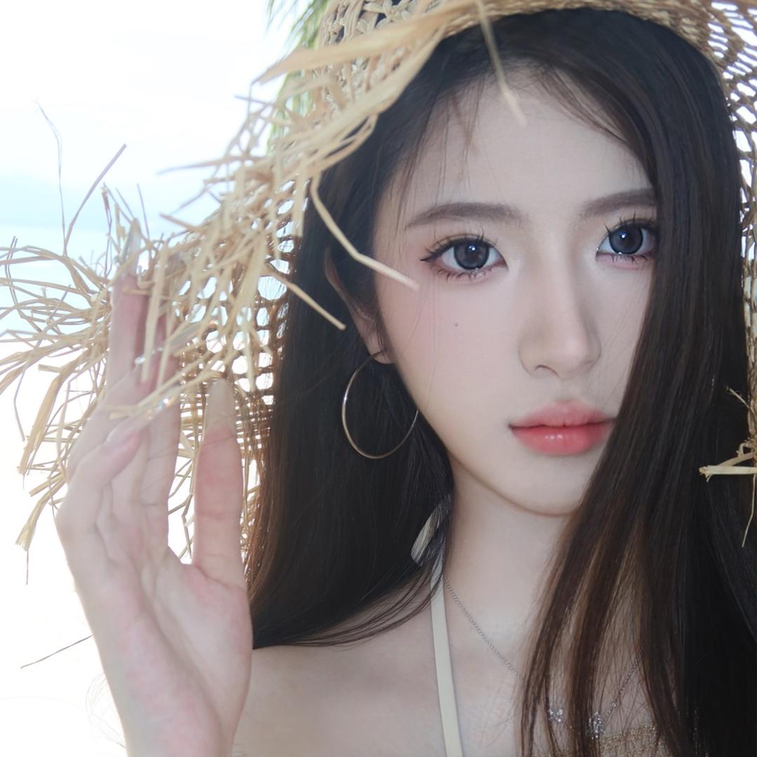 小宜Vicky