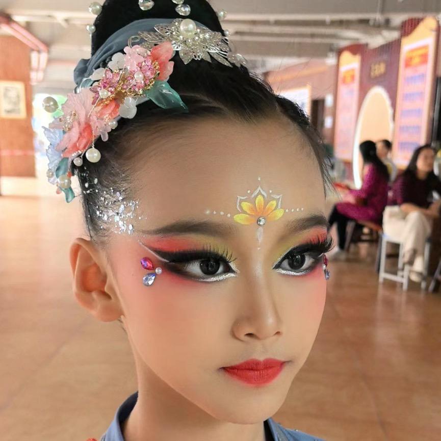 小咕咕  👧