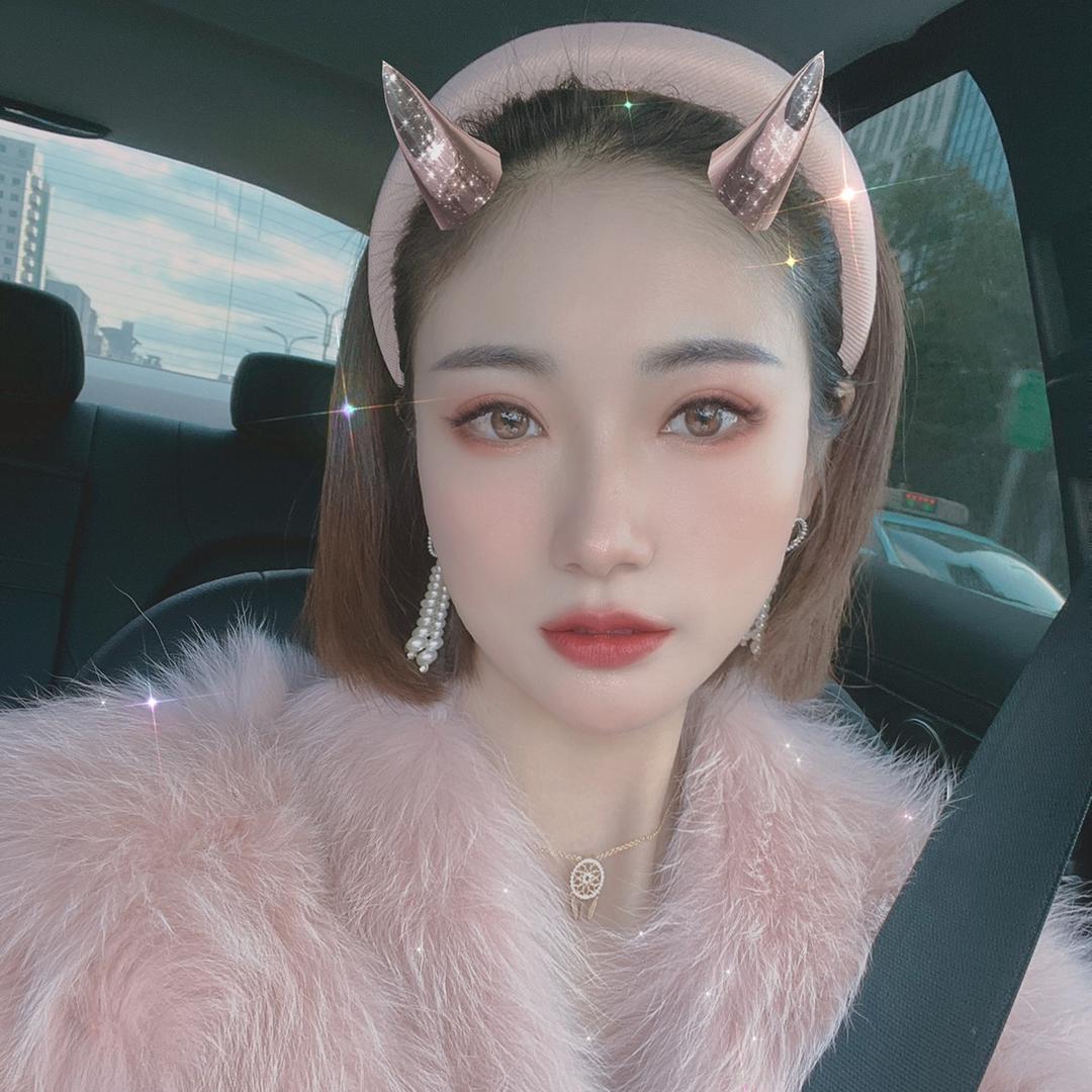 陈大事的小英子