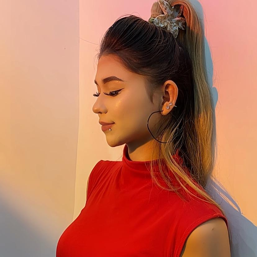 迪亚🦋情侣👫服装店