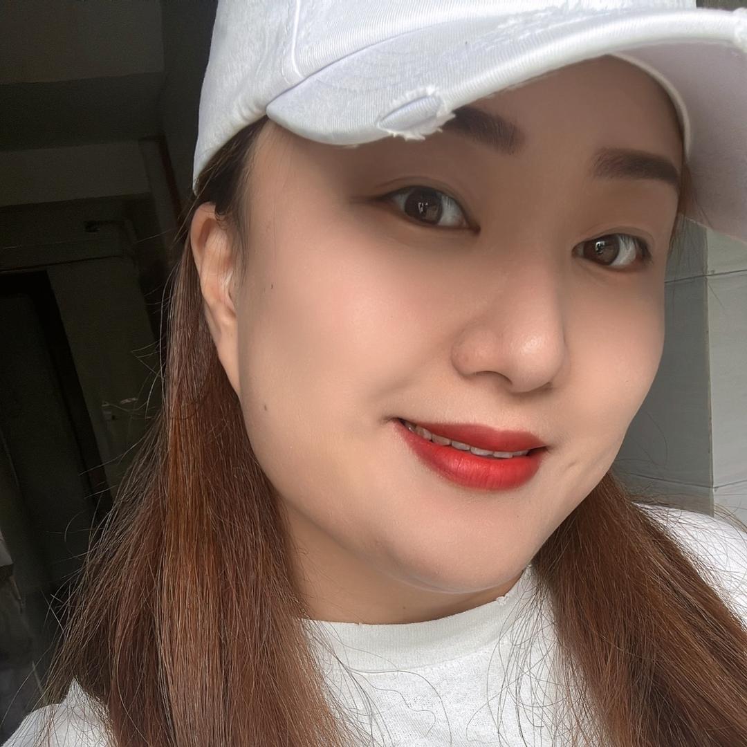 爱唱情歌的傻白甜