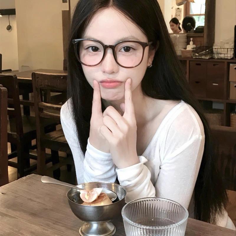 哦关我什么事