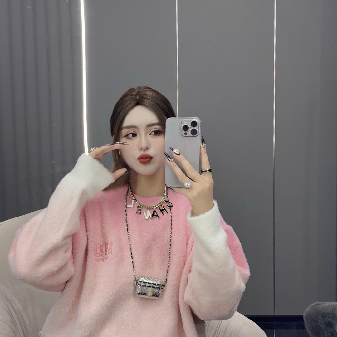 妍荞是个老板娘