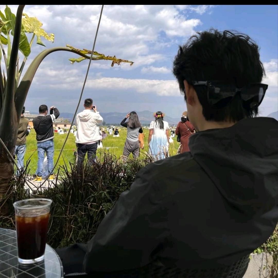 张张包（关注发视频免费分析）