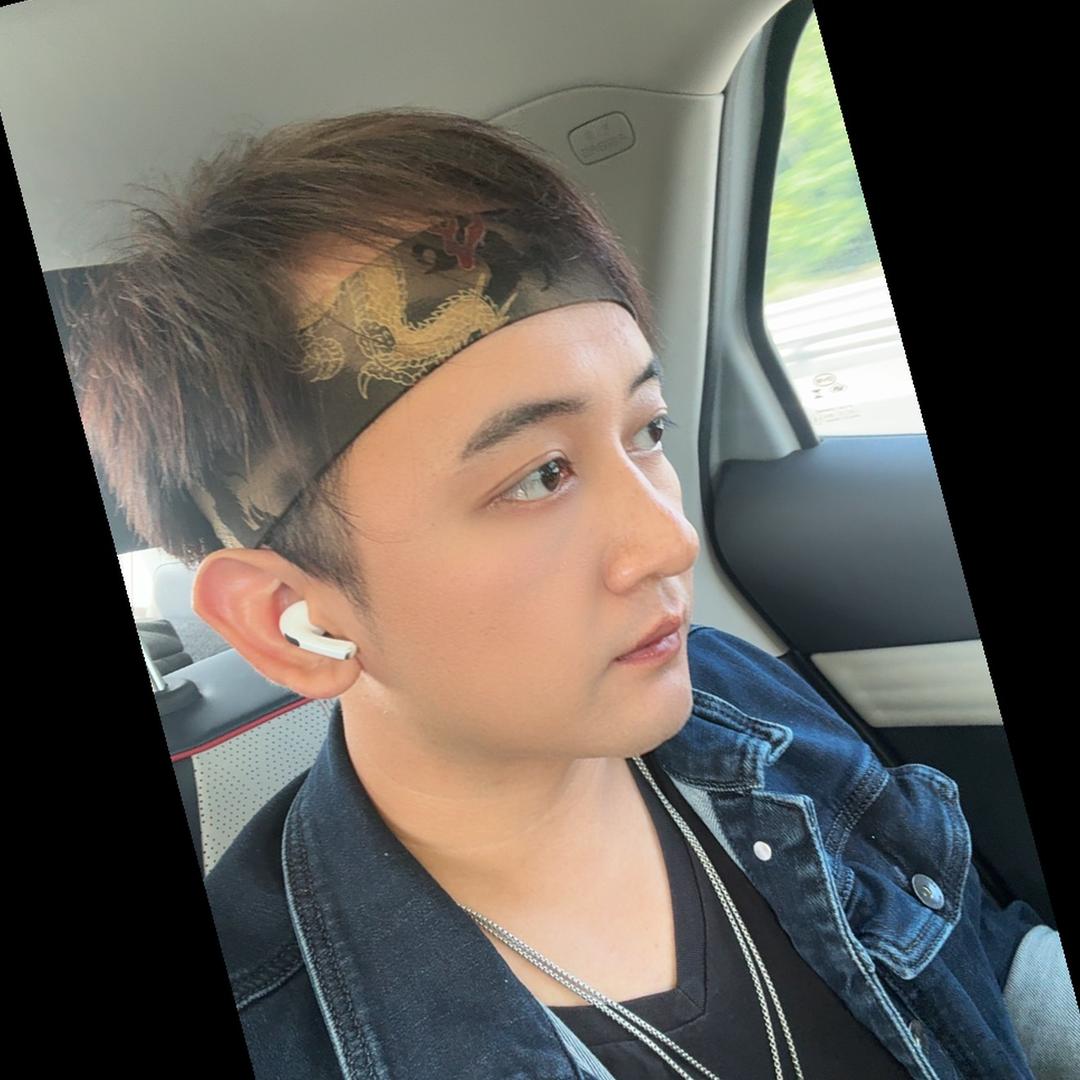 跑跑卡丁车(螺蛳粉选品员)张博