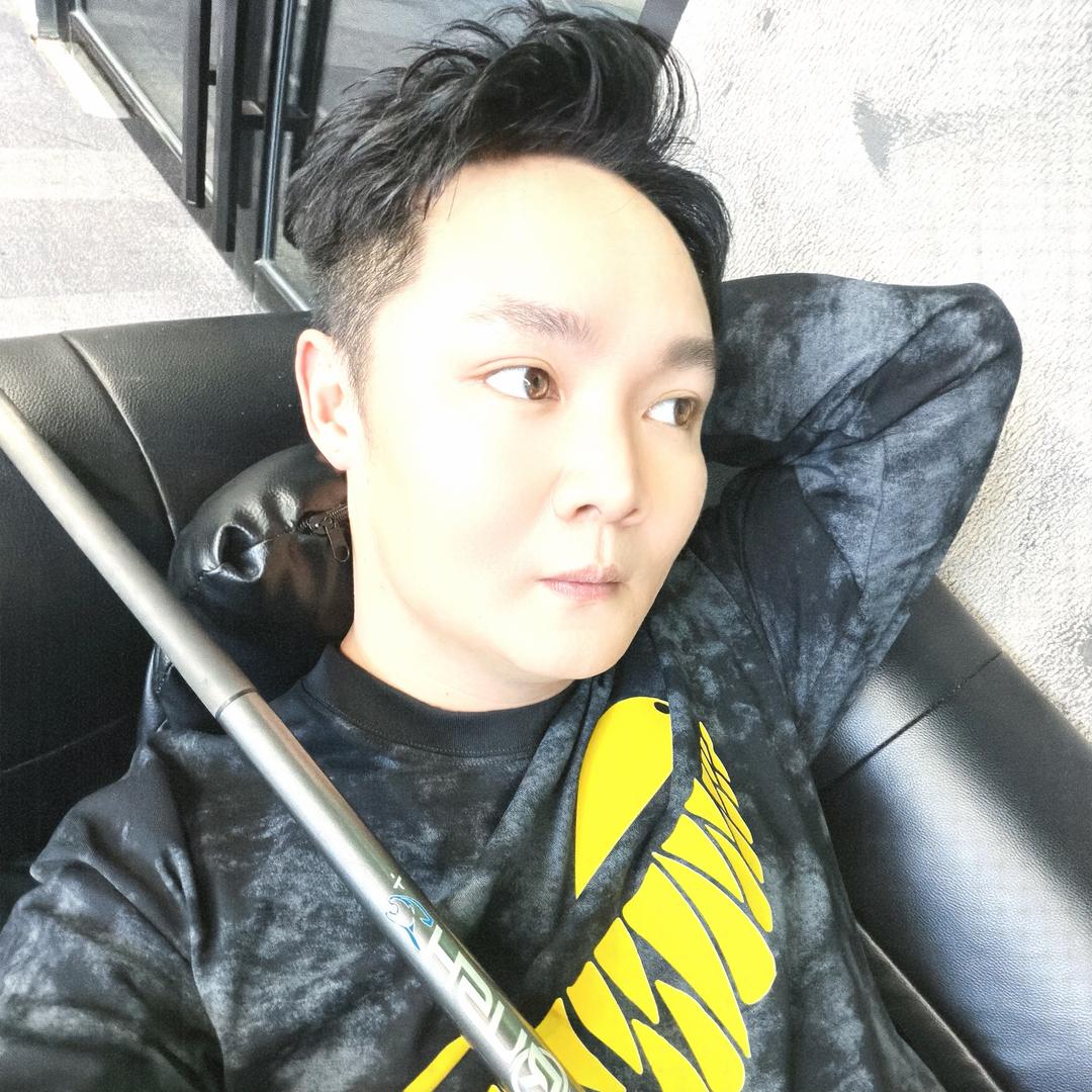 黄金九台球俱乐部