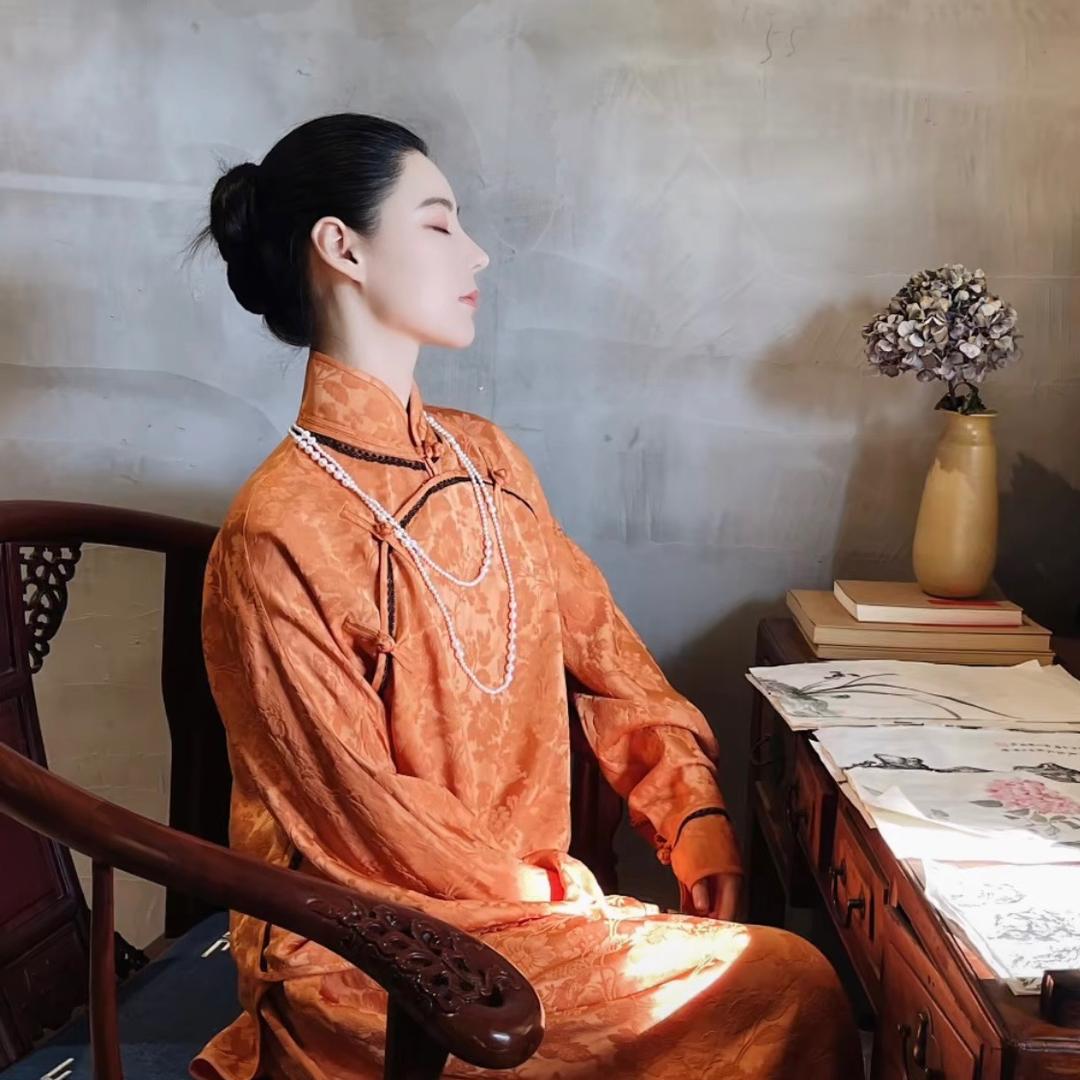 绣语国风女装