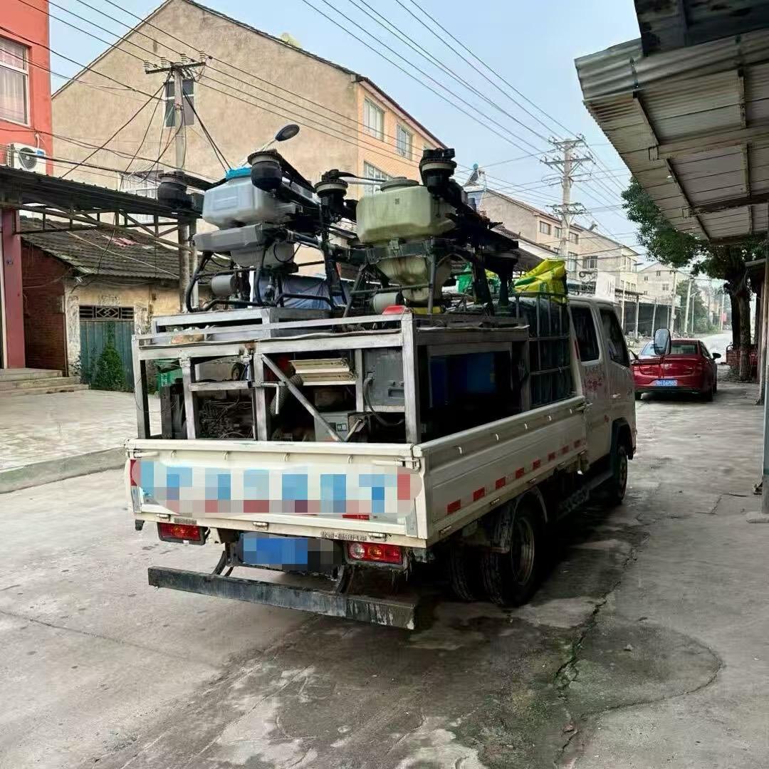 开飞机的舒克-田