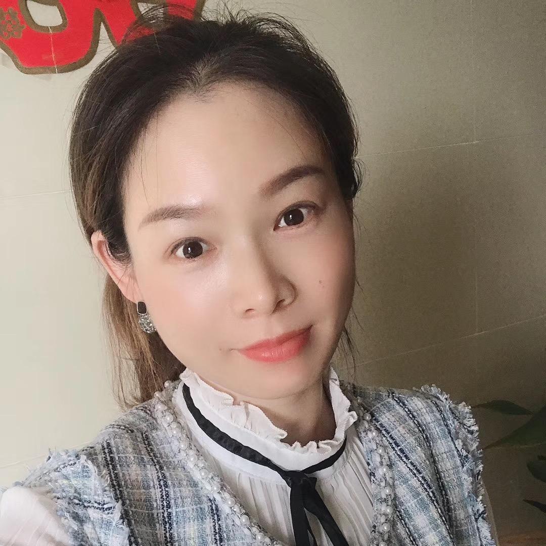 嫣然一笑