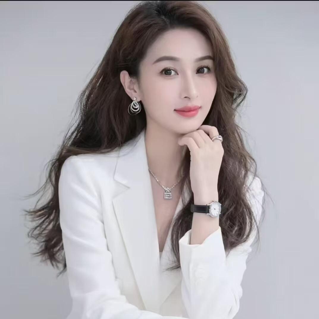 冯程程😄'(首播上午'8点30)