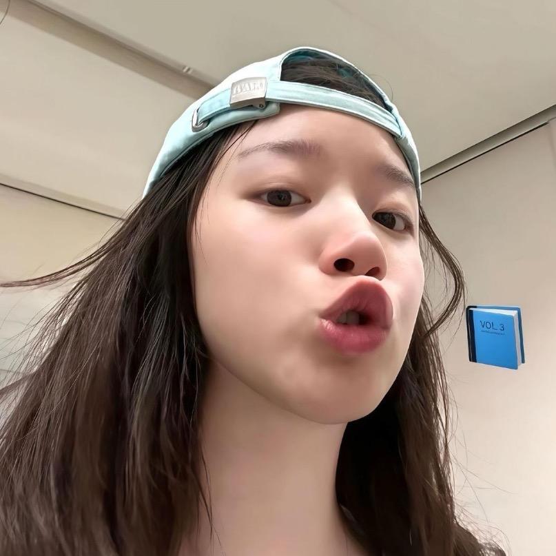 怎么笨笨的^