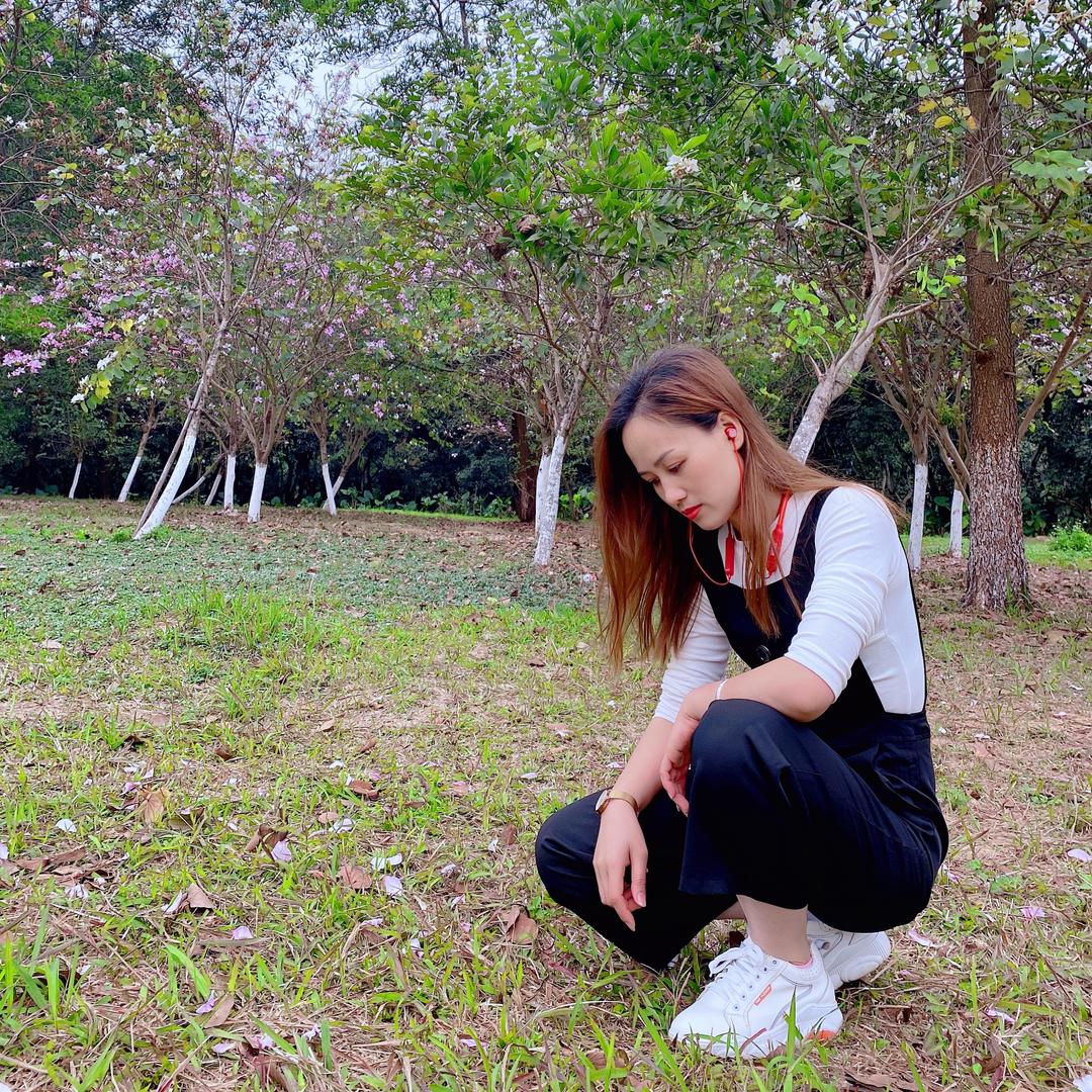 潘
