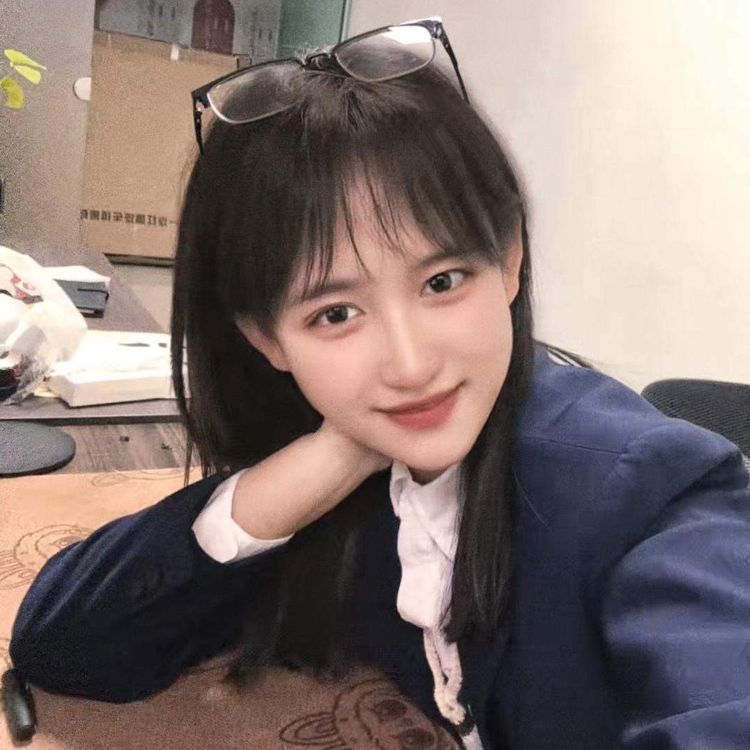 在信阳带队跑婚车的小鱼