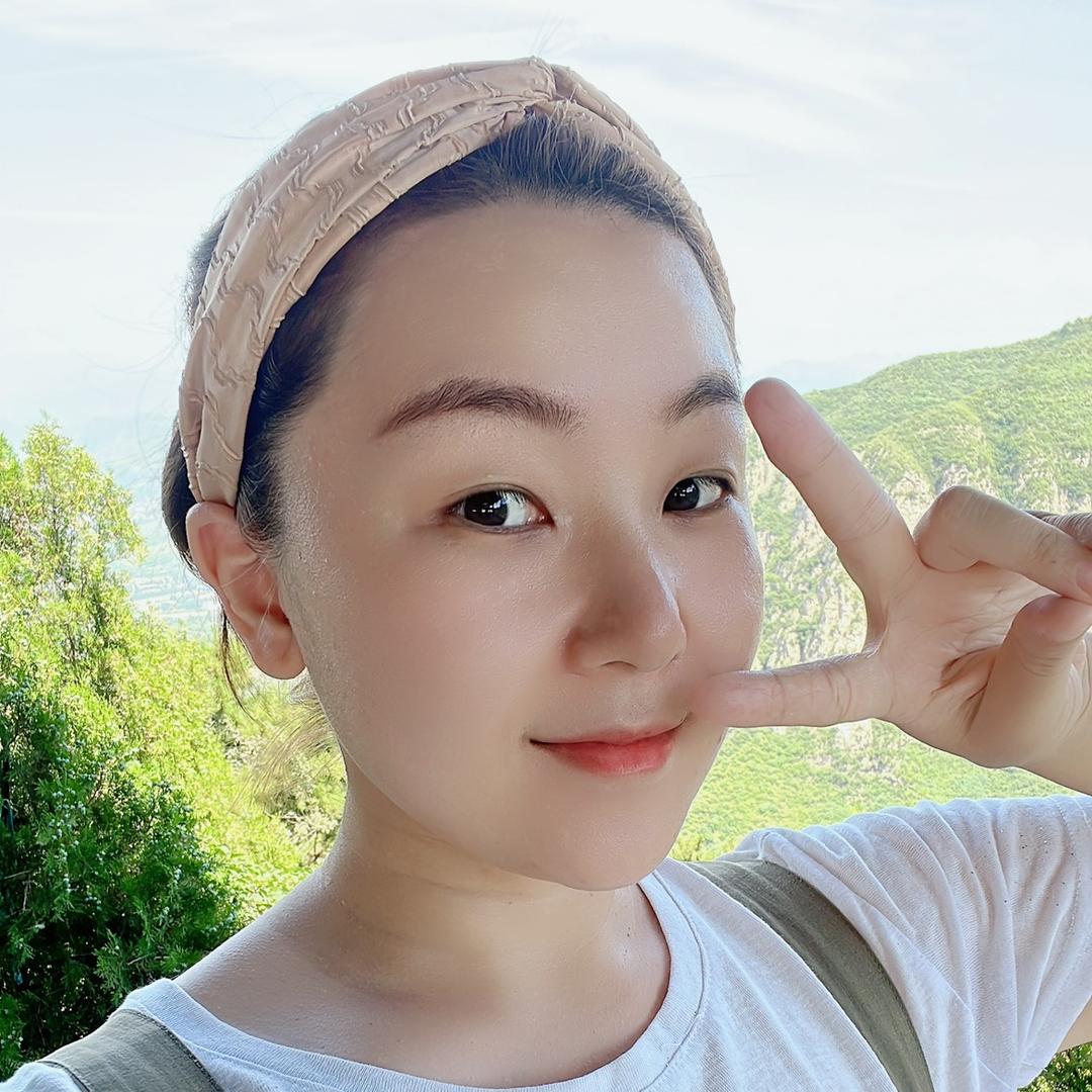娜娜在奔跑