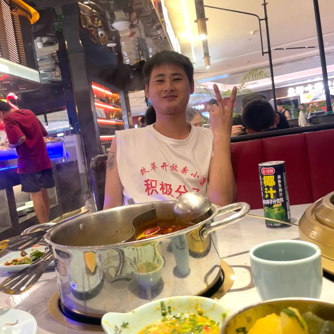 云男小宝章