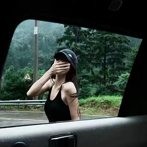 诺诺.(不爱吃芫荽)