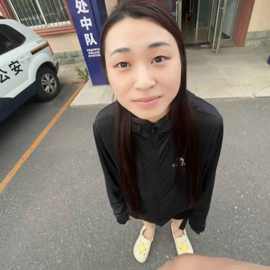 AAA猪饲料批发朱姐