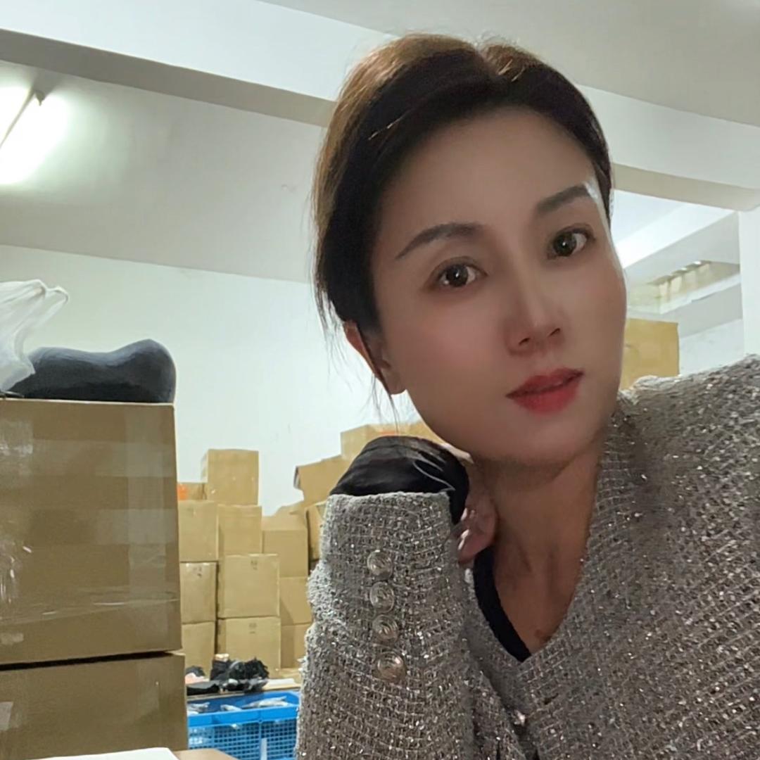 阿莲