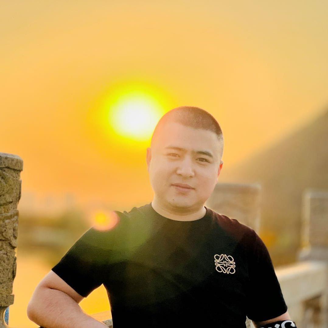 显哥很忙