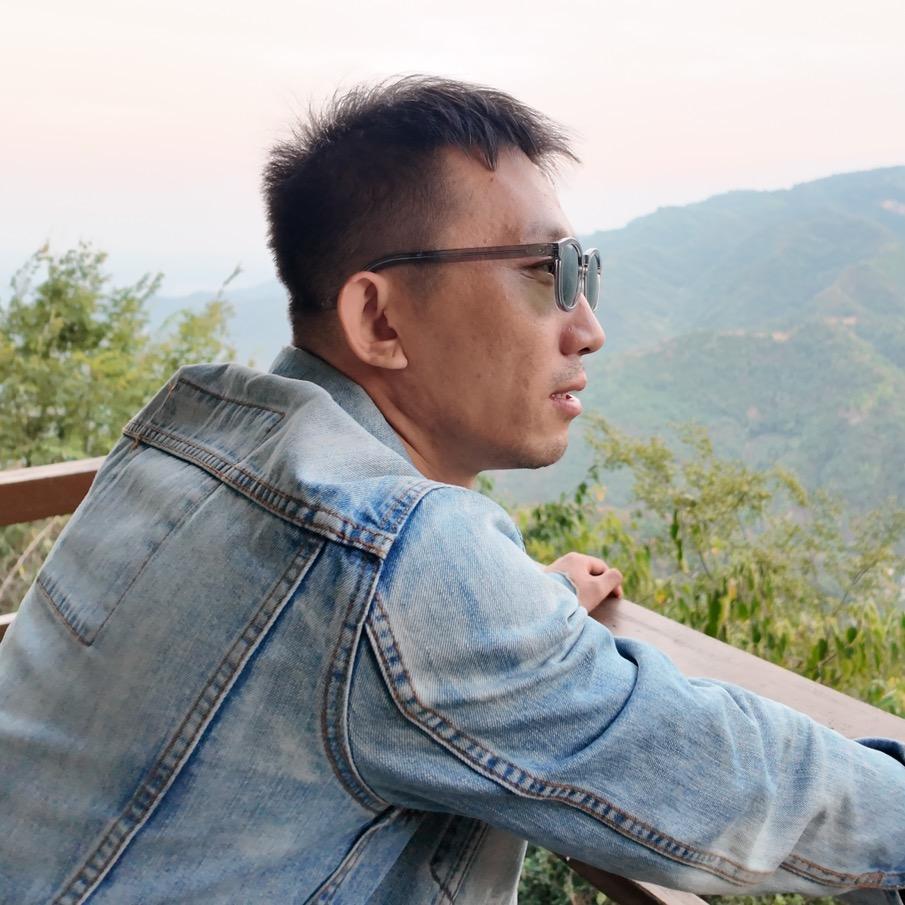 潮睿